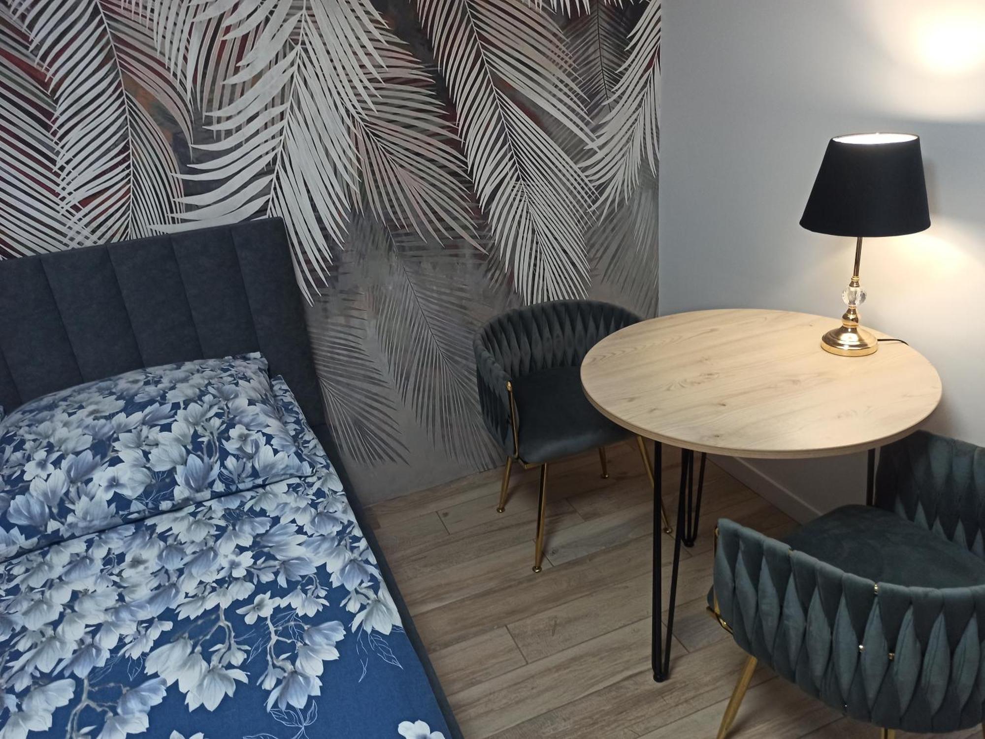 Urban Palace Bezplatne Miejsce Postojowe - Wroclaw — Photos 2