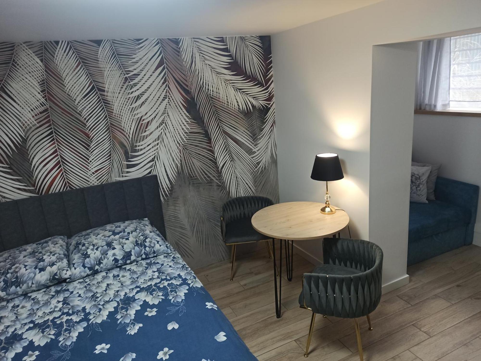 Urban Palace Bezplatne Miejsce Postojowe - Wroclaw — Photos 1